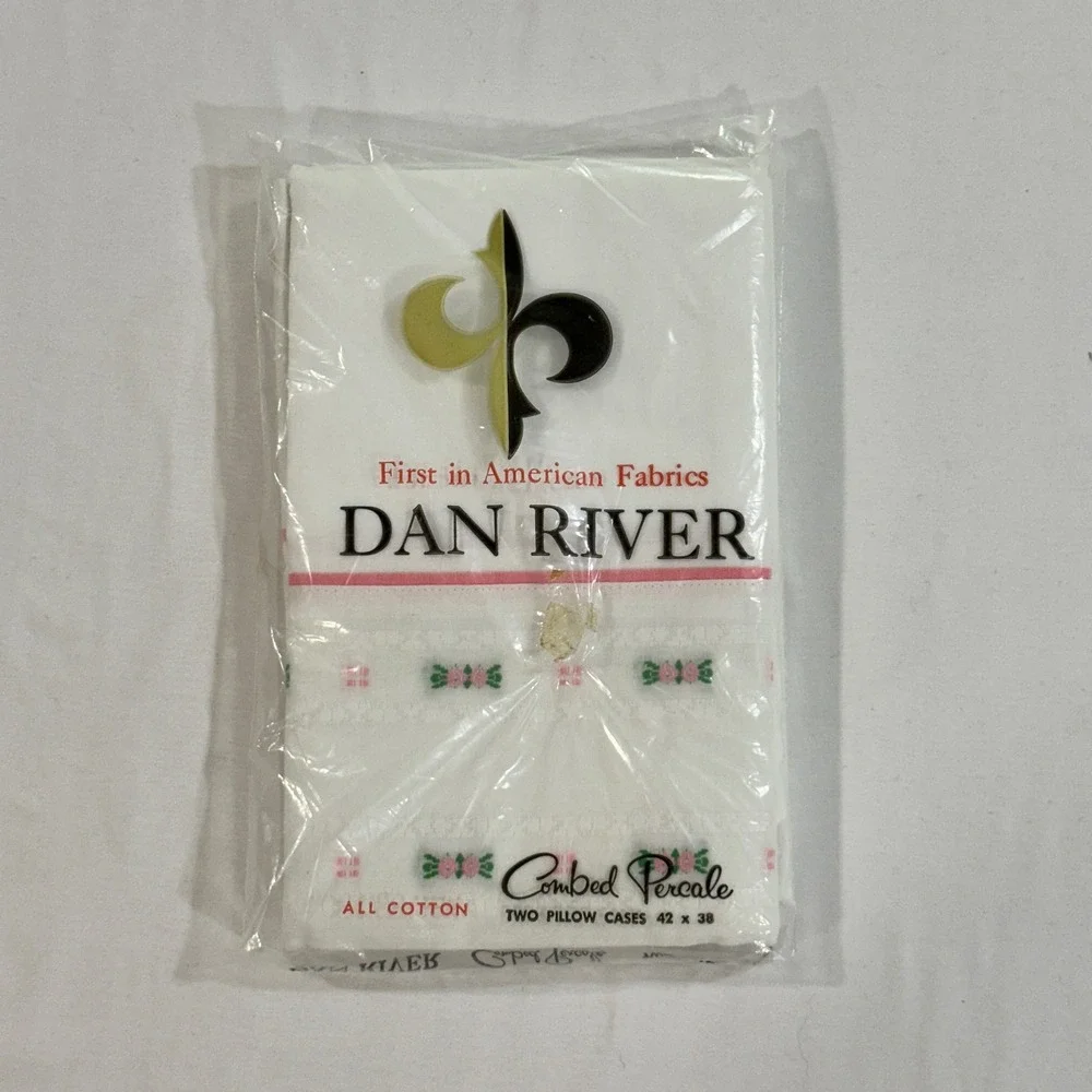 Dan‎ River Pillowcases Combed Cotton Percale Floral Lace Vintage 42x38 White